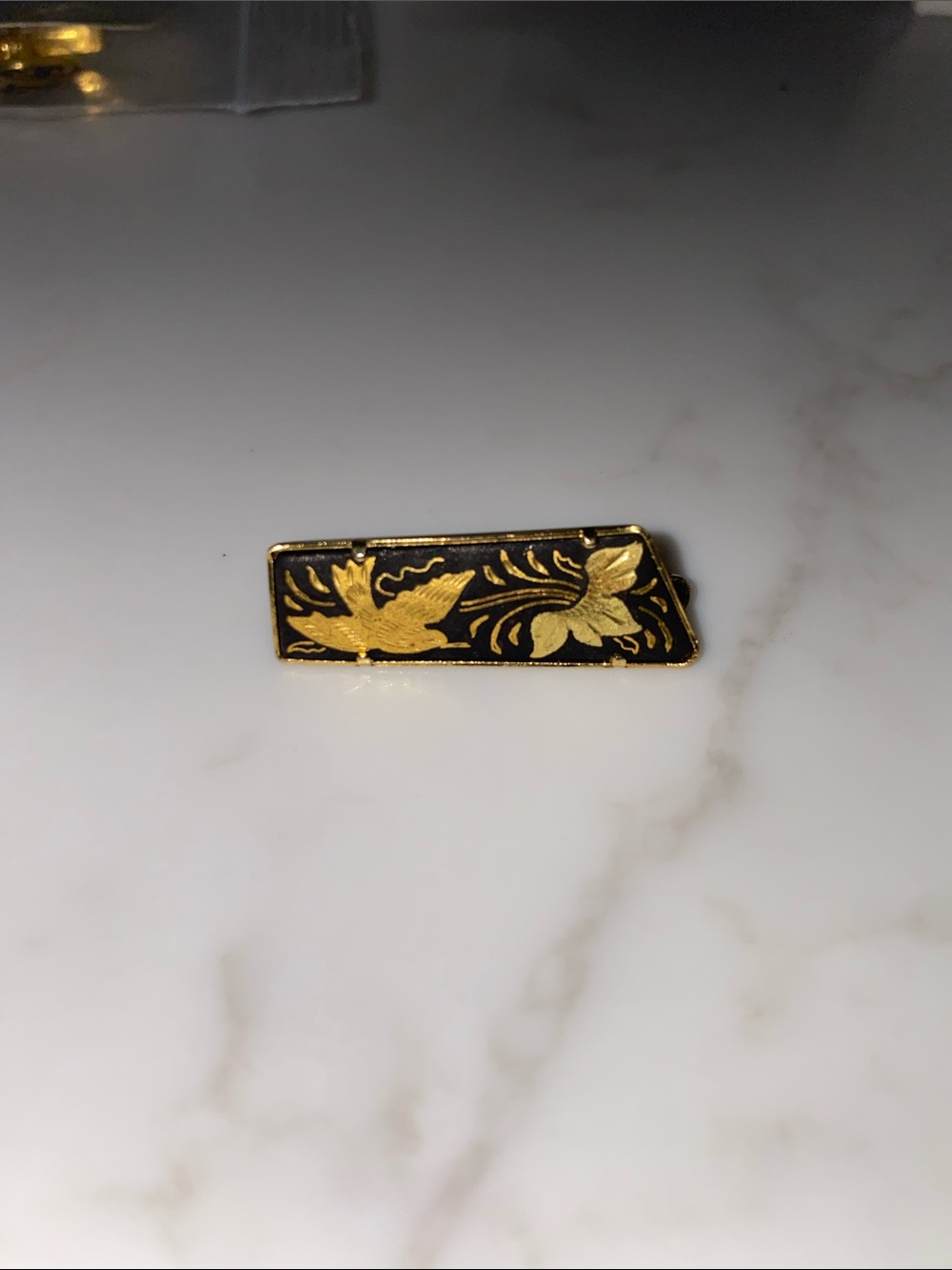 Vintage Damascene Black and Gold Enamel Floral Bird Tie or Scarf Clip - Picture 4 of 4